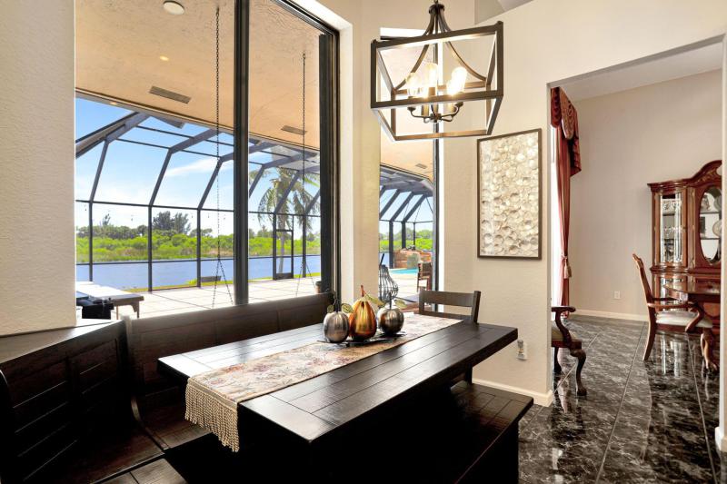  Single Family Homes Photo 27:  Pembroke Pines,  FL 33332