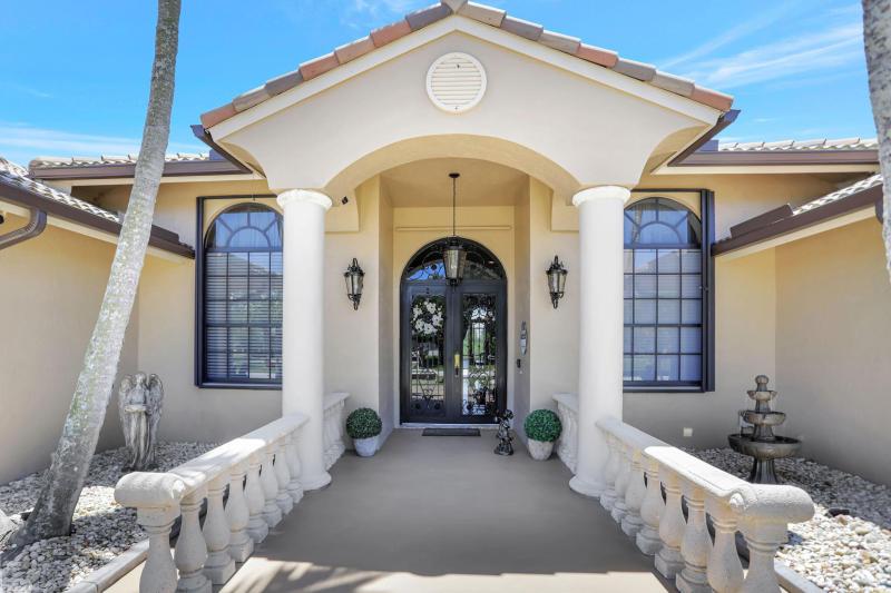  Single Family Homes Photo 3:  Pembroke Pines,  FL 33332