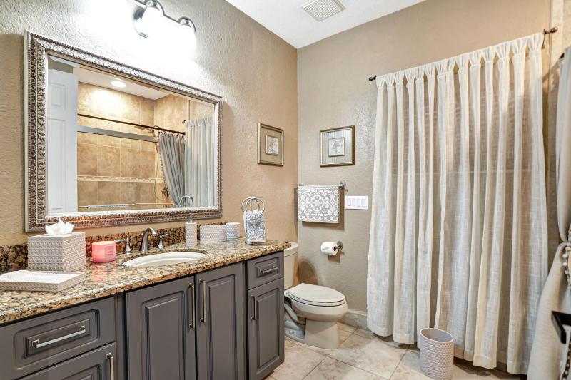  Single Family Homes Photo 31:  Pembroke Pines,  FL 33332