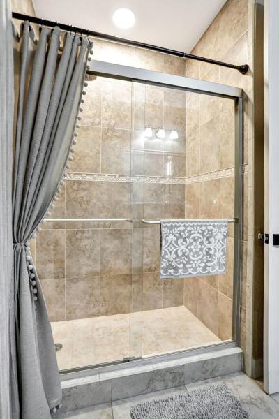  Single Family Homes Photo 32:  Pembroke Pines,  FL 33332