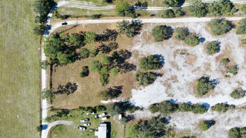  Commercial & Industrial Land Images 