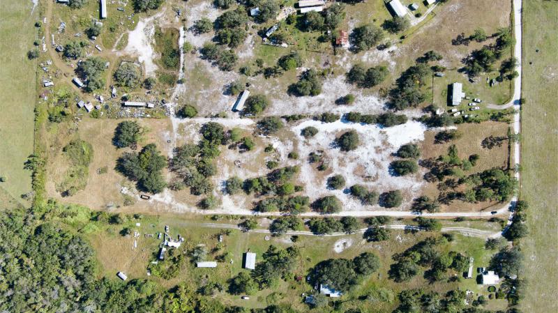  Commercial & Industrial Land Images 