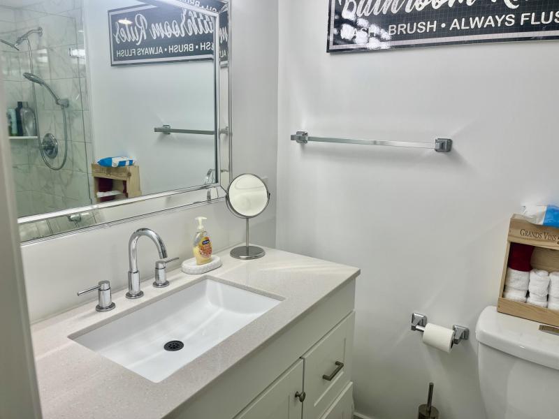  Condo & Townhome Photos