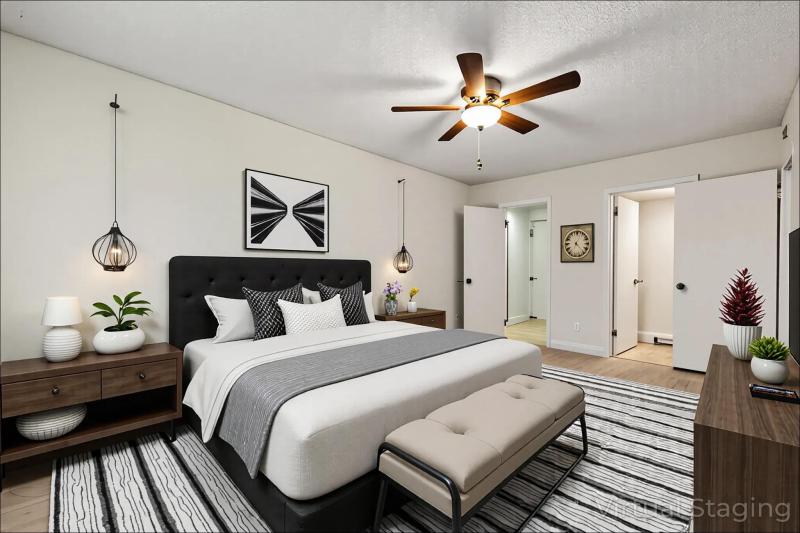  Condo & Townhome Photos