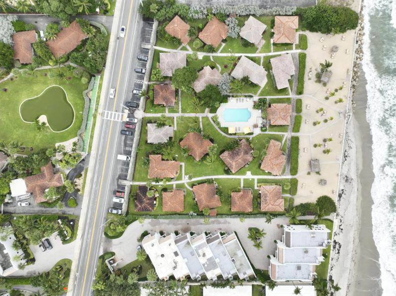  Condo & Townhome Photos