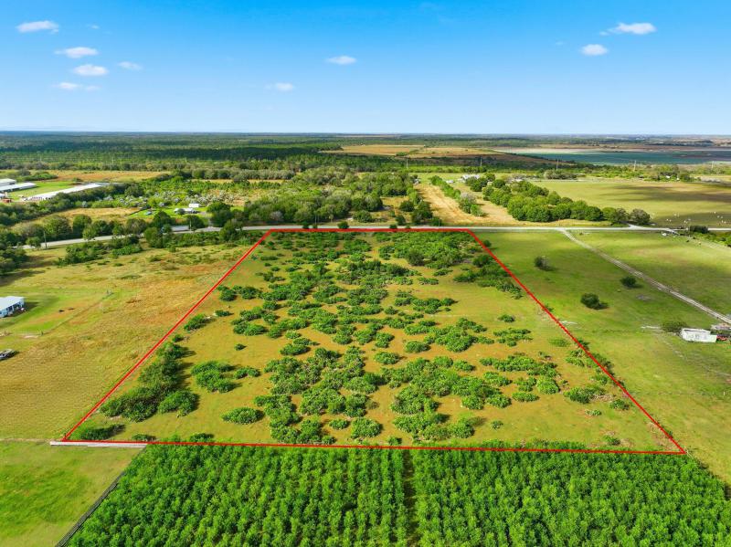  Commercial & Industrial Land Images 