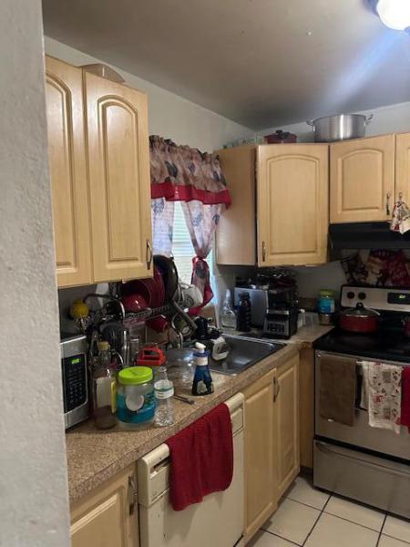  Condo & Townhome Photos