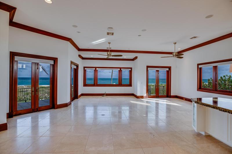  Single Family Homes Photo 17:  Hutchinson Island,  FL 34949