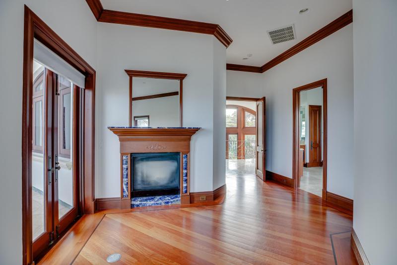  Single Family Homes Photo 24:  Hutchinson Island,  FL 34949