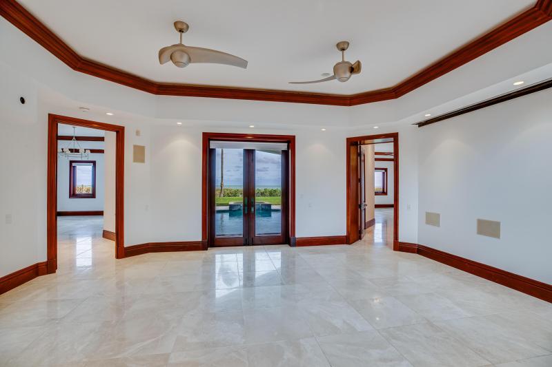  Single Family Homes Photo 32:  Hutchinson Island,  FL 34949