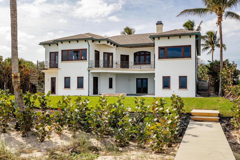  Single Family Homes Photo 45:  Hutchinson Island,  FL 34949