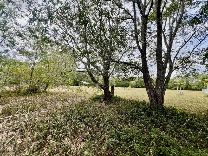  Commercial & Industrial Land Images 