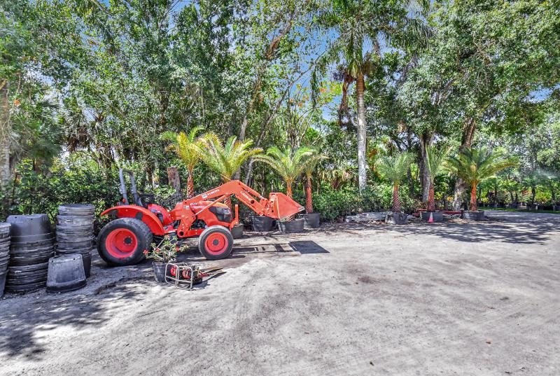  Commercial & Industrial Land Images 