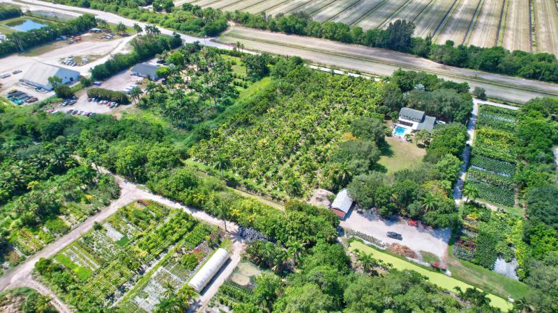  Commercial & Industrial Land Images 