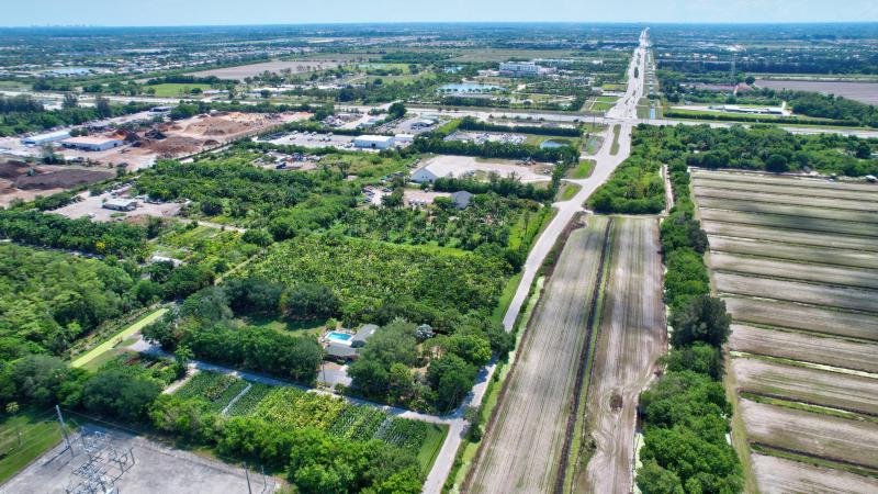  Commercial & Industrial Land Images 