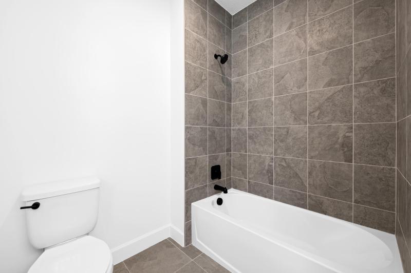  Single Family Homes Photo 17:  Cooper City,  FL 33024