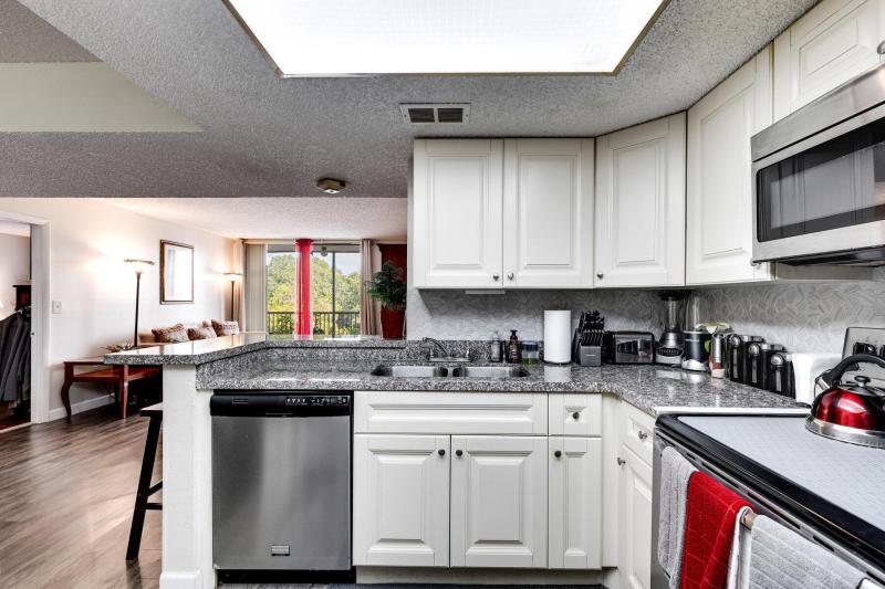  Condo & Townhome Photos
