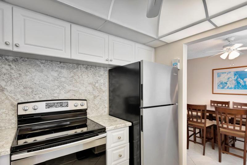  Condo & Townhome Photos