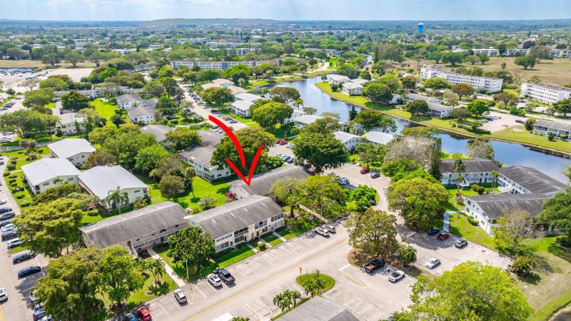  Condo & Townhome Photos