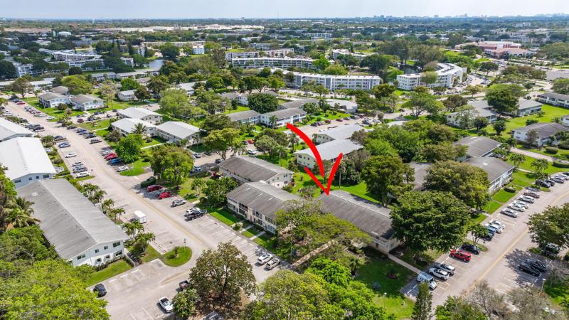  Condo & Townhome Photos