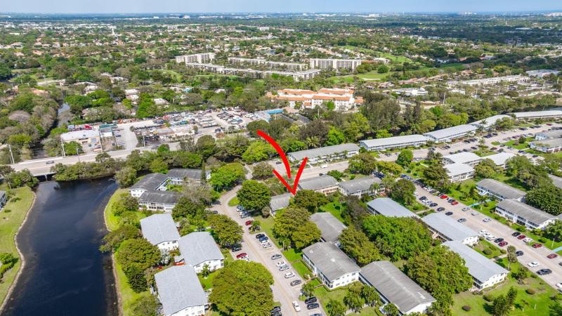  Condo & Townhome Photos
