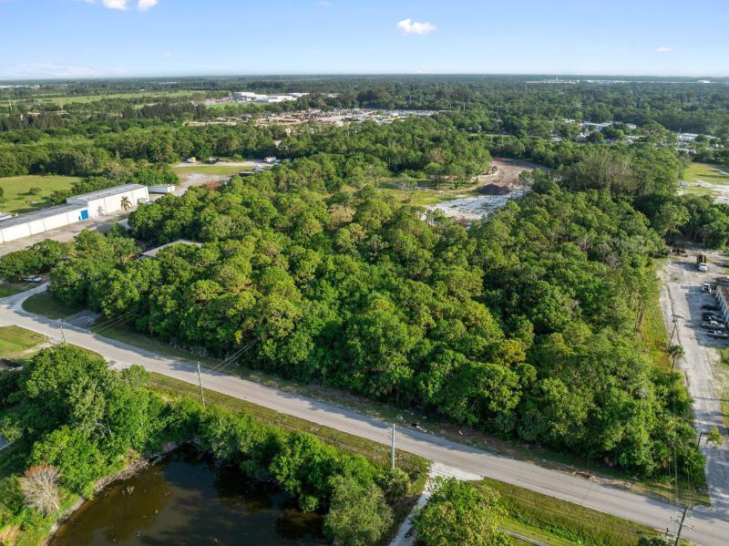  Commercial & Industrial Land Images 