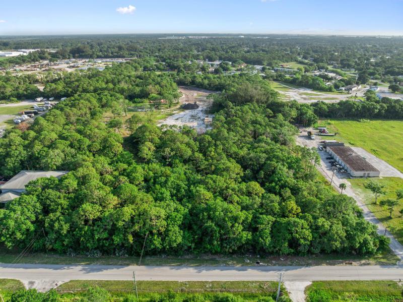  Commercial & Industrial Land Images 