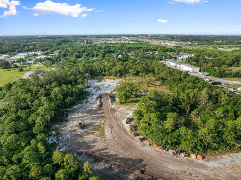  Commercial & Industrial Land Images 