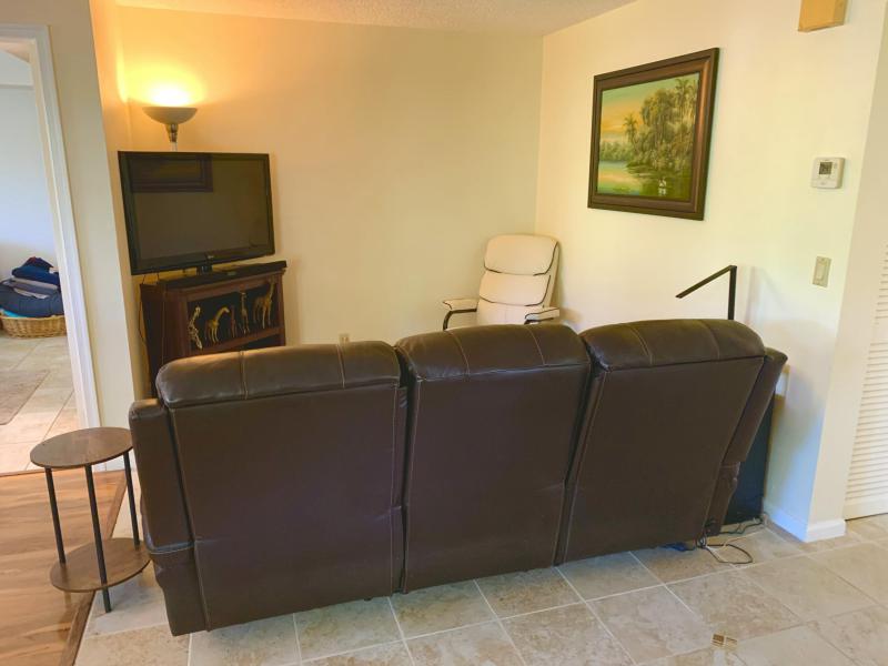  Condo & Townhome Photos
