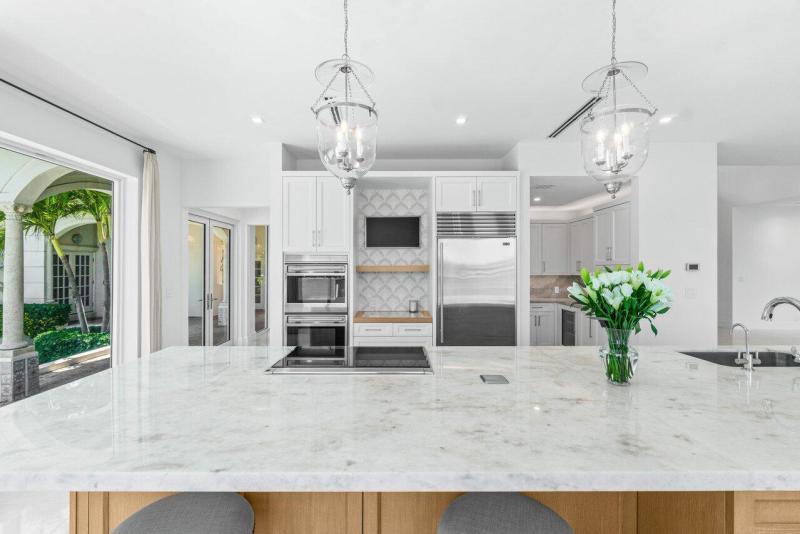  Single Family Homes Photo 17:  Manalapan,  FL 33462