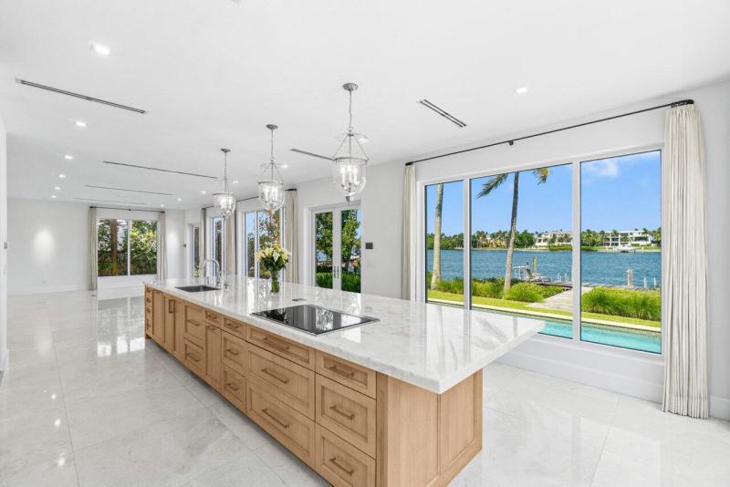  Single Family Homes Photo 18:  Manalapan,  FL 33462