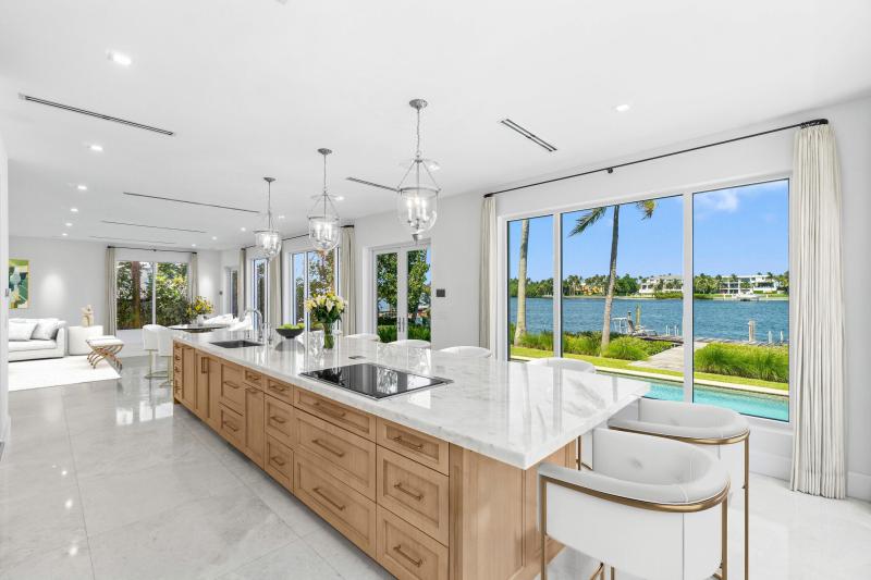 Single Family Homes Photo 19:  Manalapan,  FL 33462
