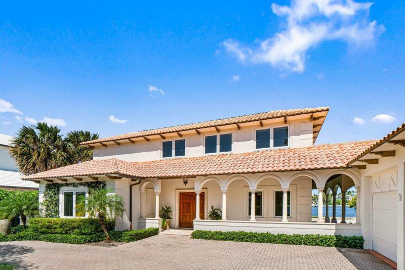  Single Family Homes Photo 9:  Manalapan,  FL 33462