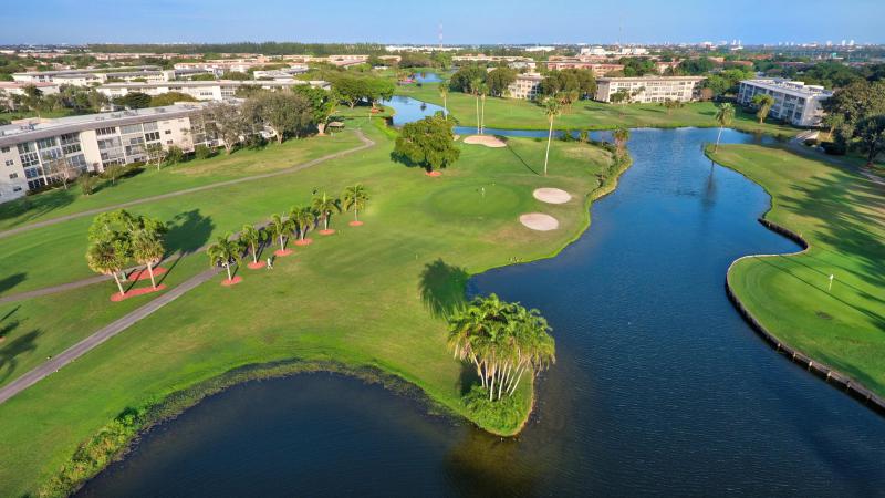  Condo & Townhome Photos