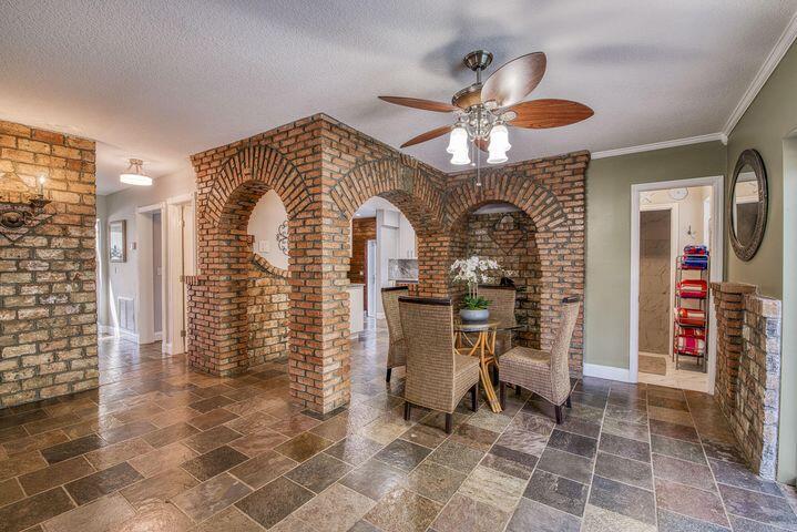 Duplex, Triplex and Fourplex Images