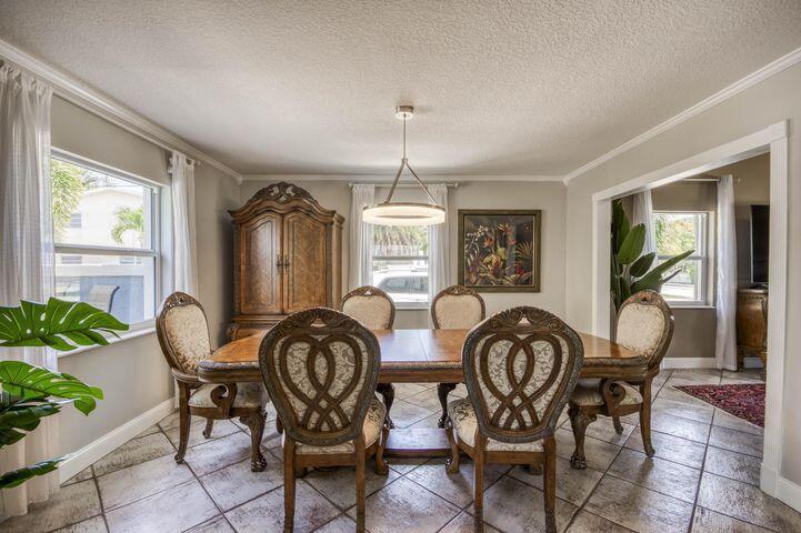 Duplex, Triplex and Fourplex Images