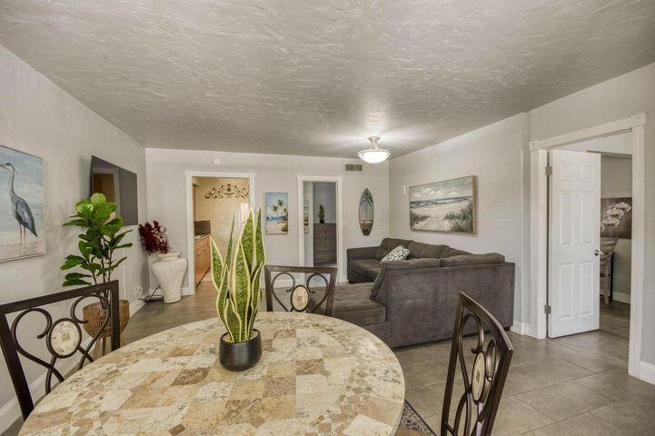 Duplex, Triplex and Fourplex Images