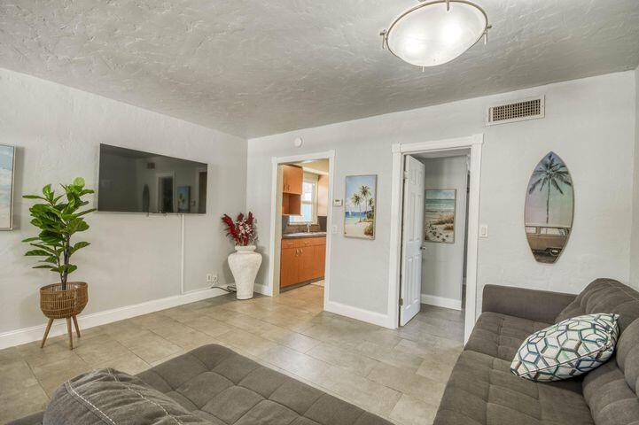 Duplex, Triplex and Fourplex Images