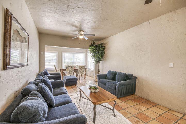 Duplex, Triplex and Fourplex Images