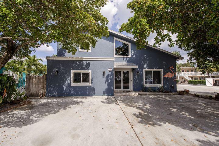 Duplex, Triplex and Fourplex Images