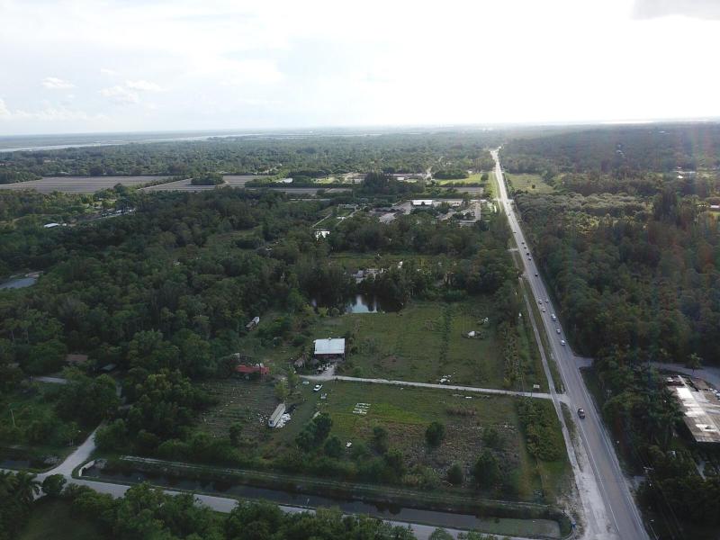  Commercial & Industrial Land Images 