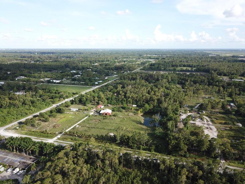  Commercial & Industrial Land Images 