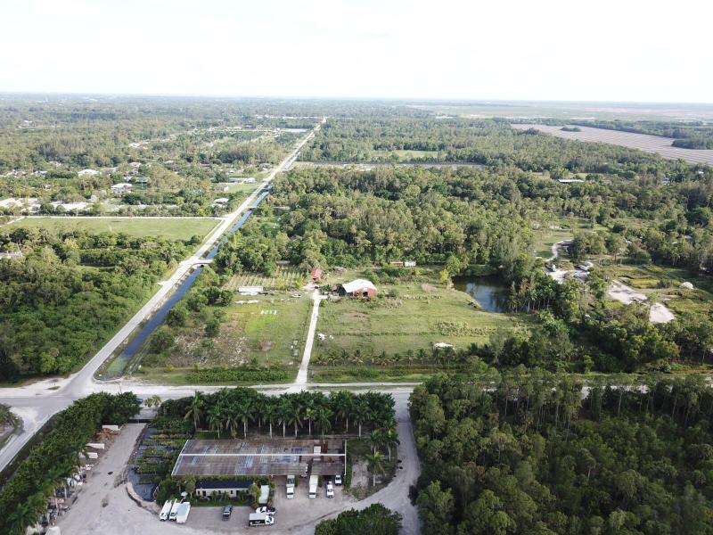  Commercial & Industrial Land Images 