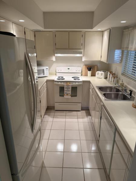  Condo & Townhome Photos