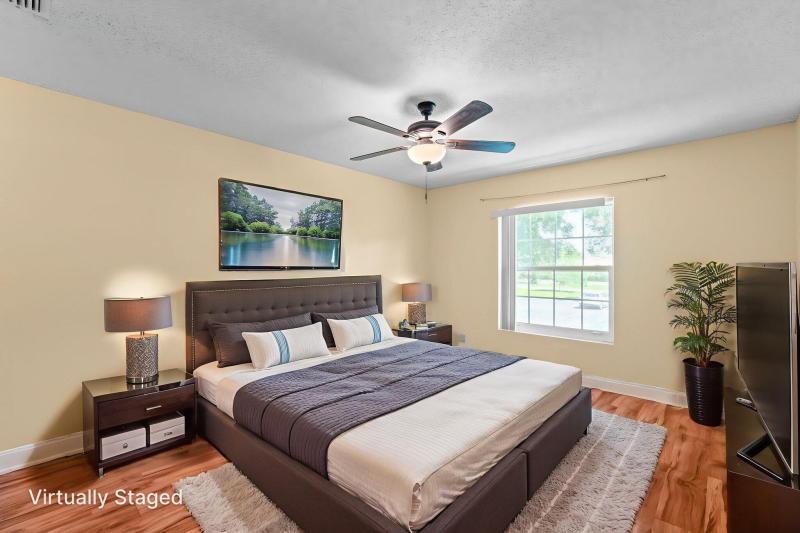  Condo & Townhome Photos