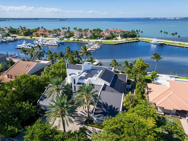  Single Family Homes Photo 8:  Stuart,  FL 34996