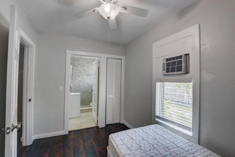 Duplex, Triplex and Fourplex Images