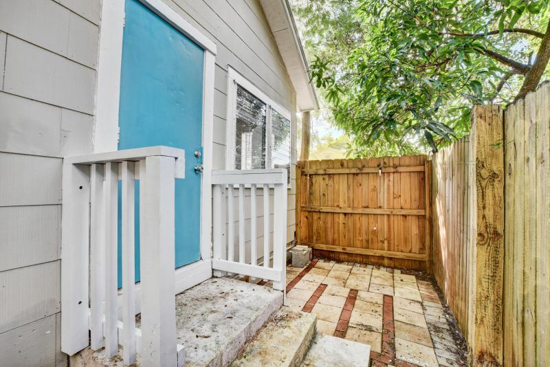 Duplex, Triplex and Fourplex Images