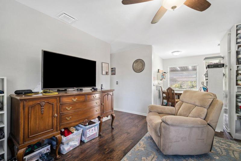 Duplex, Triplex and Fourplex Images