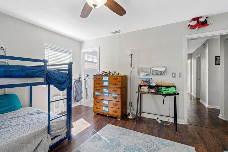 Duplex, Triplex and Fourplex Images